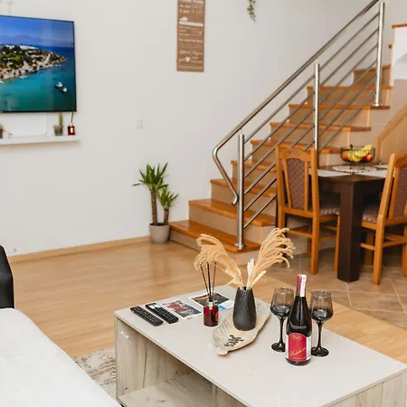 Apartman Sa *